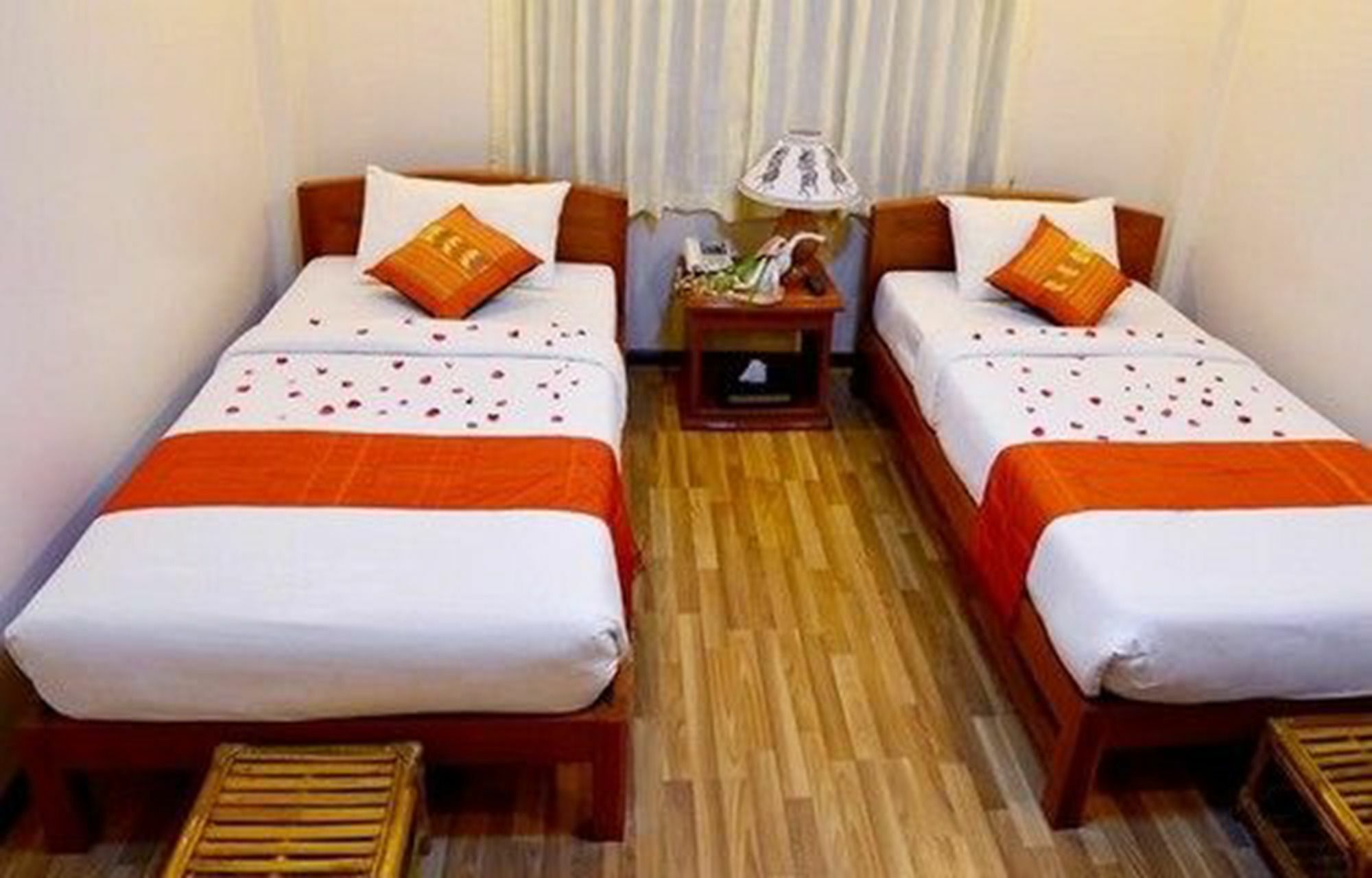 Six Stars Guest House Nyaung-U المظهر الخارجي الصورة